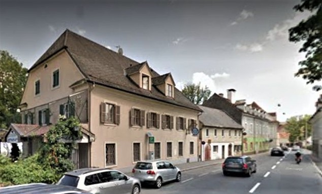 Datei:Grabenstraße 60, 62, 64.jpg