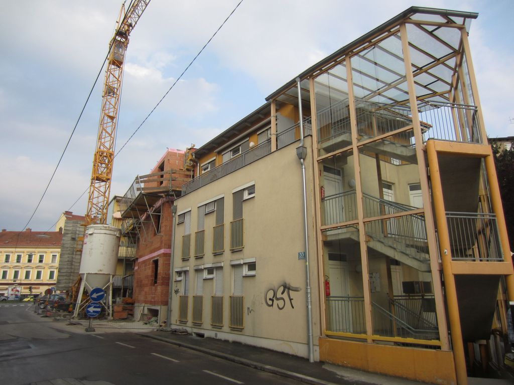 Datei:Schönaugasse 31, Neubau b.JPG