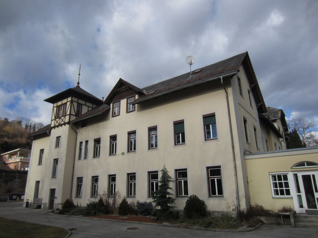 Datei:Krottendorfer Straße 81, Südfront.JPG