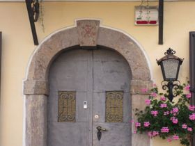 Portal, Inschrift: F W 1767 - Laukhardt 2011