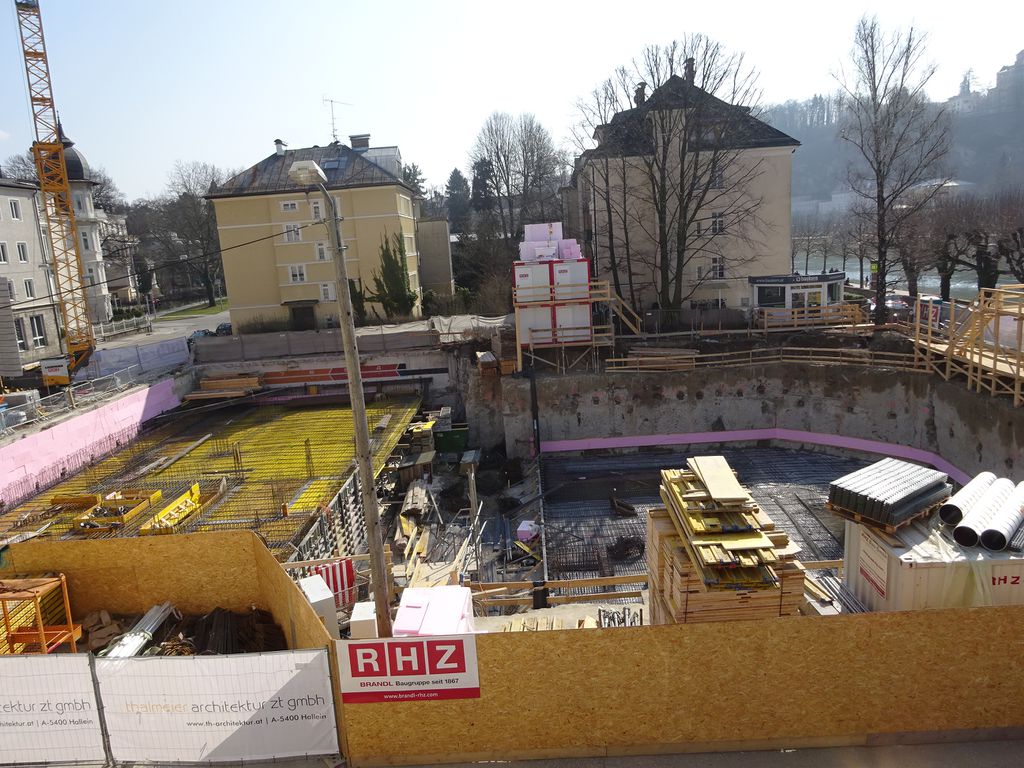 Datei:Ernest-Thun-Straße 2015-03-15.jpg