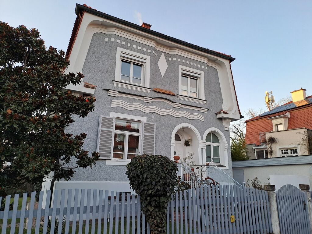 Datei:Königsmühlstraße 9.jpg