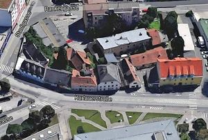 Verlorenes Gries: Karlauer Straße 13, 15, 17, 19 - 2011